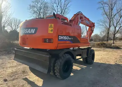 Used Doosan DH150W-7 Excavator photo 8