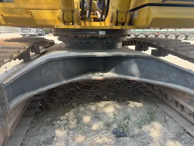 Used Komatsu 460 Excavator photo 10