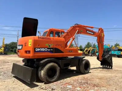 Used Doosan DH150W Wheeled Excavator photo 2