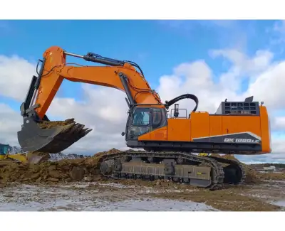 Used Doosan 1000 Excavator photo 2