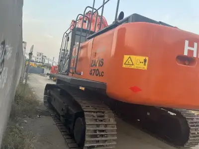 Used Hitachi 470 Excavator photo 4