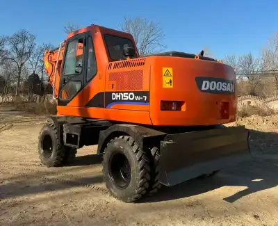 Used Doosan DH150W-7 Wheeled Excavator photo 5