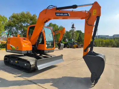 Used Doosan DX75 Mini Excavator photo 2
