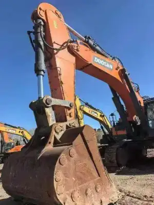 Used Doosan DX1000 Excavator photo 3