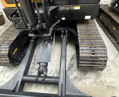 Used SANY SY55U Mini Excavator photo 3