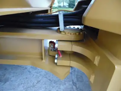 Used Caterpillar CB534D Road Roller photo 6