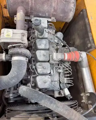 Used Hyundai 225LC-7 Excavator photo 6