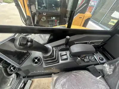 Used SANY SY35U Mini Excavator photo 11