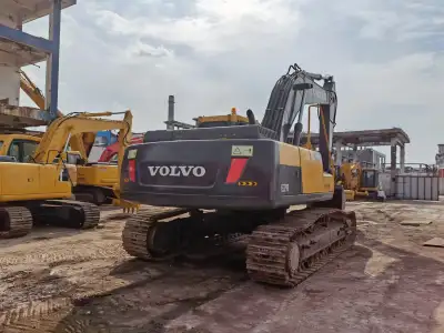 Used Volvo EC290B Excavator photo 2