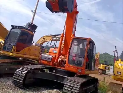 Used Doosan DX300LC Excavator photo 3