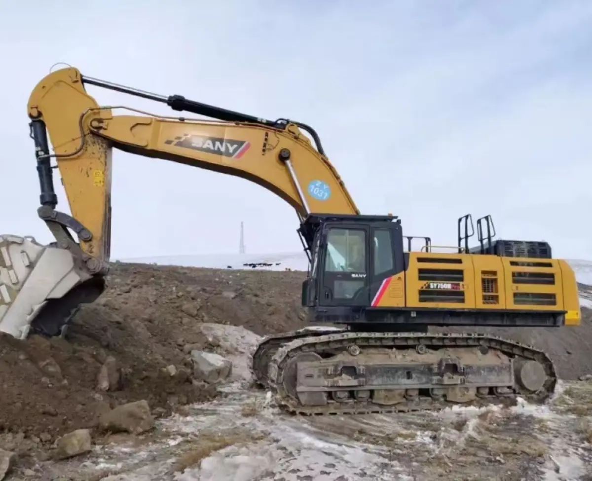 Used SANY 750 Excavator photo 1