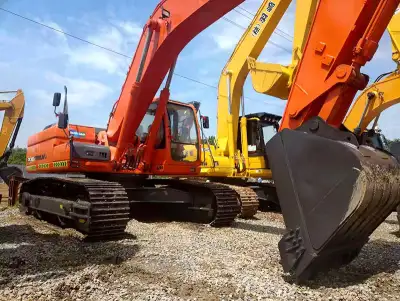 Used Doosan DX300LC Excavator photo 2